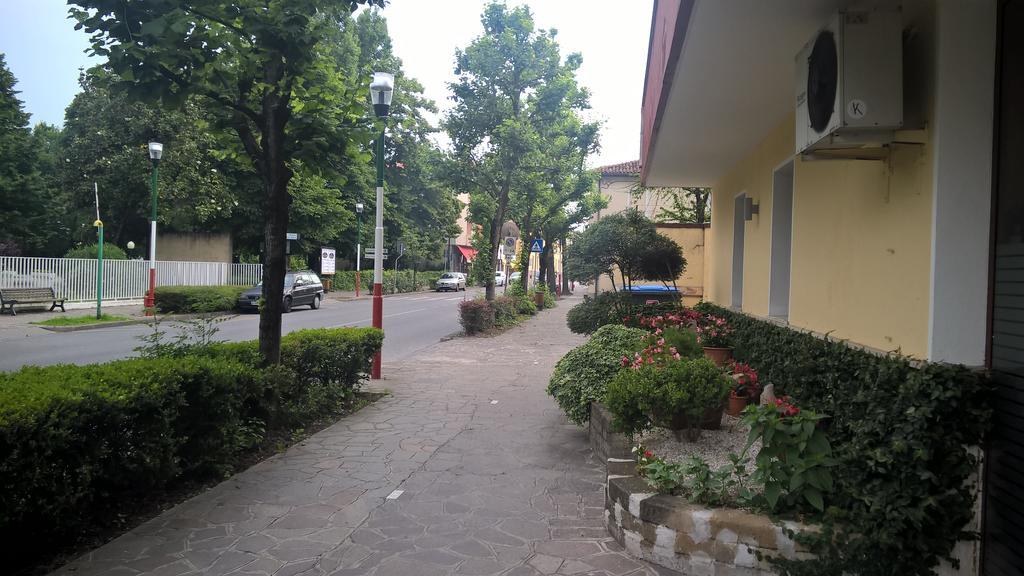 Hotel Terme Belvedere Abano Terme Buitenkant foto